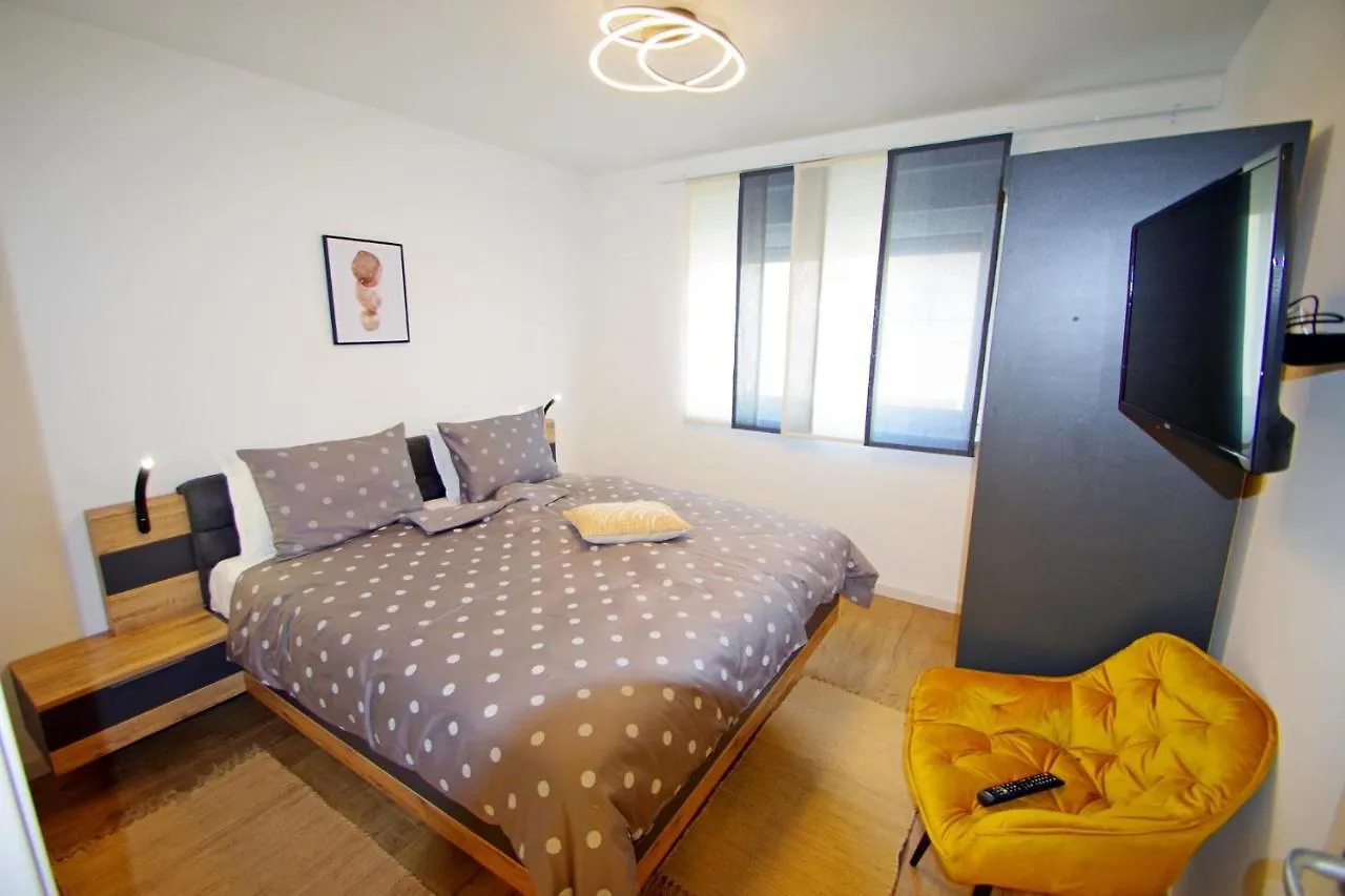 Holiday Apartment Cala Pula 0*,  Croatia